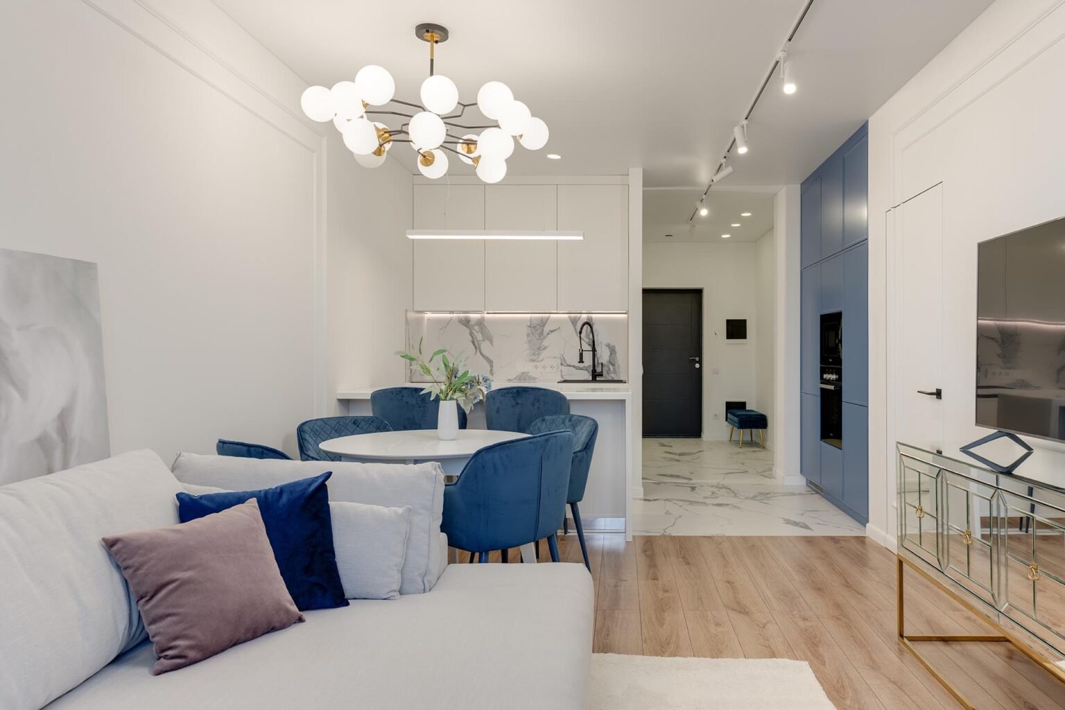 The fascinating world of color psychology in interior design